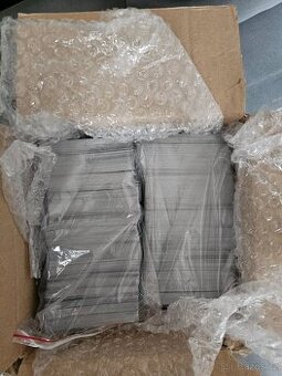 Pokemon karty - Surging sparks