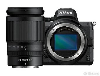 NIKON Z5 + 24-200MM