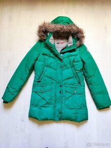 Dámská zelená zimní bunda.