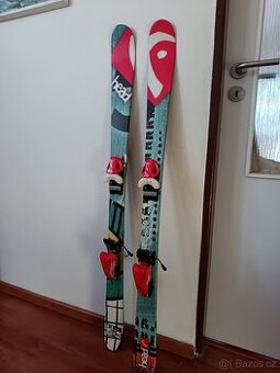 Carvingovém freestyle lyže hrad 127cm