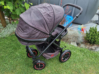 Kočárek Moon Nuova Sport s korbičkou a sportovním sedákem
