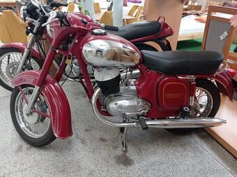 Prodám Jawa 250 "Panelka" + Jawa 350 "Kývačka"