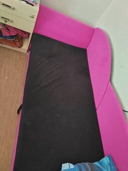 Dětská polstrovaná postel s úložným prostorem a rozkládací