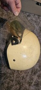 Helma, přilba na motoveterána