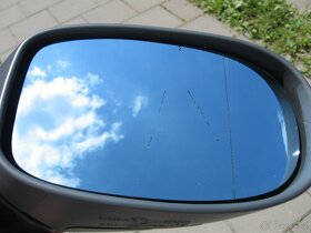 Lancia Thesis zrcátko brzdové třmeny vana těsnění