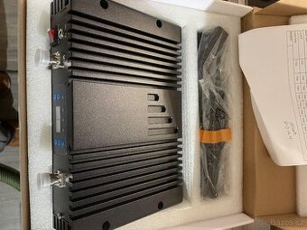 Digitální zesilovač signálu GSM