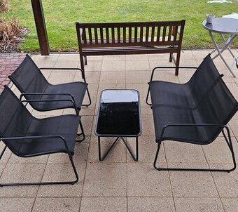Zahradní souprava se stolkem 4místná