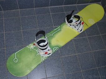 SUPER 154 CM SNOWBOARD NITRO + VÁZÁNÍ NITRO