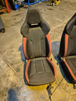 Sedačky Škoda Scala monte carlo