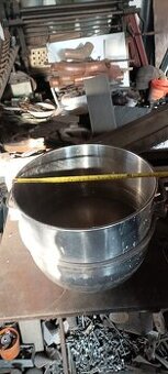 Kotlík asi robot Alba