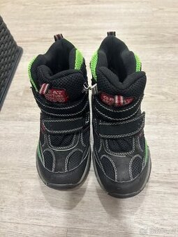 Prodám chlapecké zimní boty vel.32
