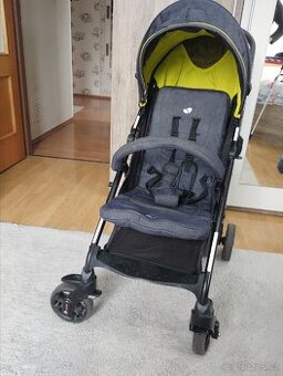 Skládací kočárek Joie