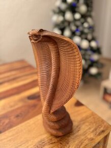 Dřevěná socha kobry 30cm - 1
