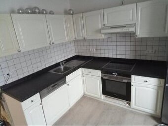 Kuchyňská linka bez spotřebičů, 3227