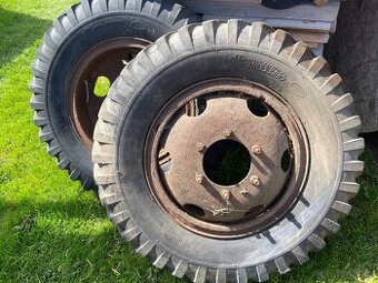 Kola na v3s desta traktor