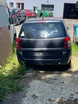 Opel zafira na náhradní díly nebo opravu