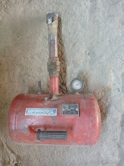 Tlakové (husticí) dělo na pneumatiky 25l - 1