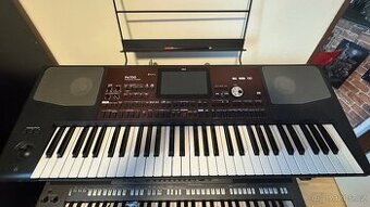 Korg pa 700