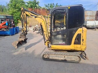 Minibagr Caterpillar 301.8C, 1,8t