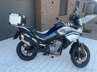 CF MOTO 800 MT
