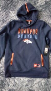 Prodá mikinu Denver Broncos