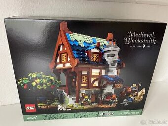LEGO Ideas: Medieval Blacksmith (21325)