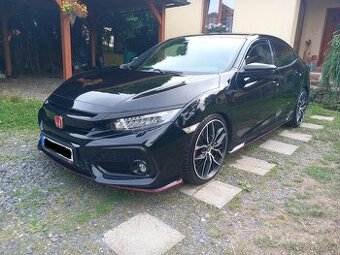 Honda Civic 1.5i VTEC Sport Plus 134 kW Manuál do 25.7