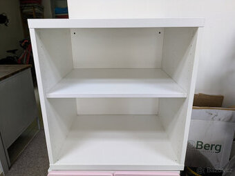 Ikea STUVA - bílá skříňka s policí