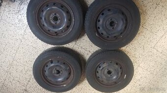 Letní pneu 185/65R15 na disku Dacia/Renault