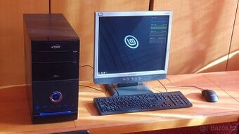 Starší, ale plně funkční PC - komplet i s LCD