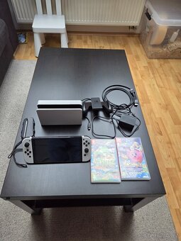 🎮 Nintendo Switch OLED + FIFA 25 + Mario Kart + 2 hry – TOP