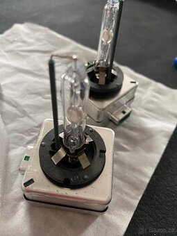 Xenonové vybojky D3