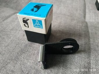 Pentacon six držák blesku