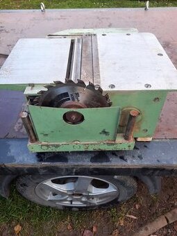 UMDS - univerzalni modelarsky drevoobrabeci stroj tesarsky h