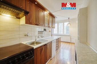 Prodej bytu 3+1, 84 m², Karlovy Vary, ul. Sibiřská