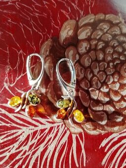 Stříbrné náušnice s Jantarem