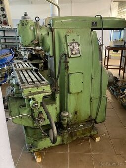 Univerzální konzolová frézka Stanko 6H81