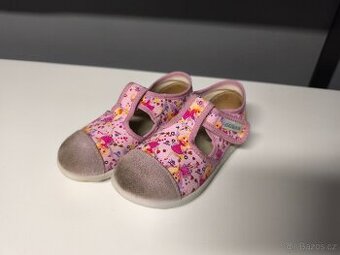 Dívčí papuče - bačkory, bačkůrky značky CICIBAN vel. 26