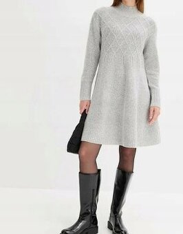 Moc teplé pletené šaty 46/48