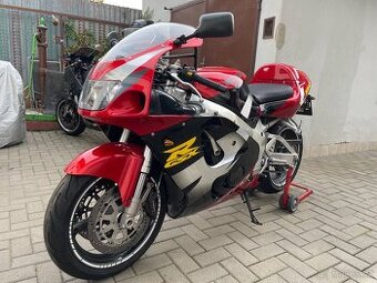 Suzuki GSX-R 750 SRAD