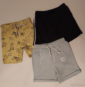 Kalhoty, kraťasy, vel. 104, 104/110