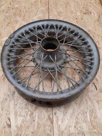 Kola pletena na veterána