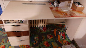 psací stůl 140x70cm