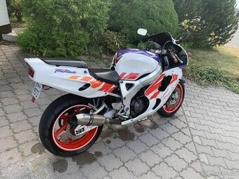 HONDA CBR 900  RR