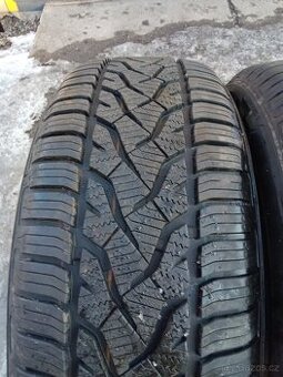 Celoroční pneu 205/55/16 Barum