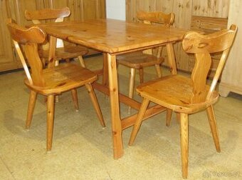 Jídelní stůl + 4 židle z borovice - celomasiv - Používaný