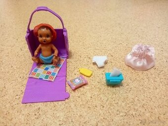 Barbie miminko