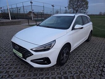 Hyundai i30 combi, 1.6 CRDi, 85 kW, Smart+, ČR, DPH