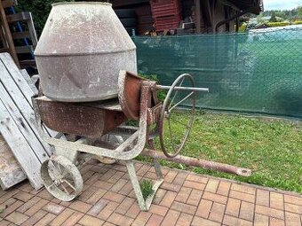 Míchačka stavební