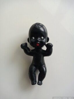 Koupím Igra malá panenka stará retro hračka